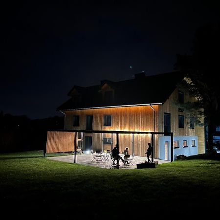 Garden Loft Villa Roczyny Buitenkant foto