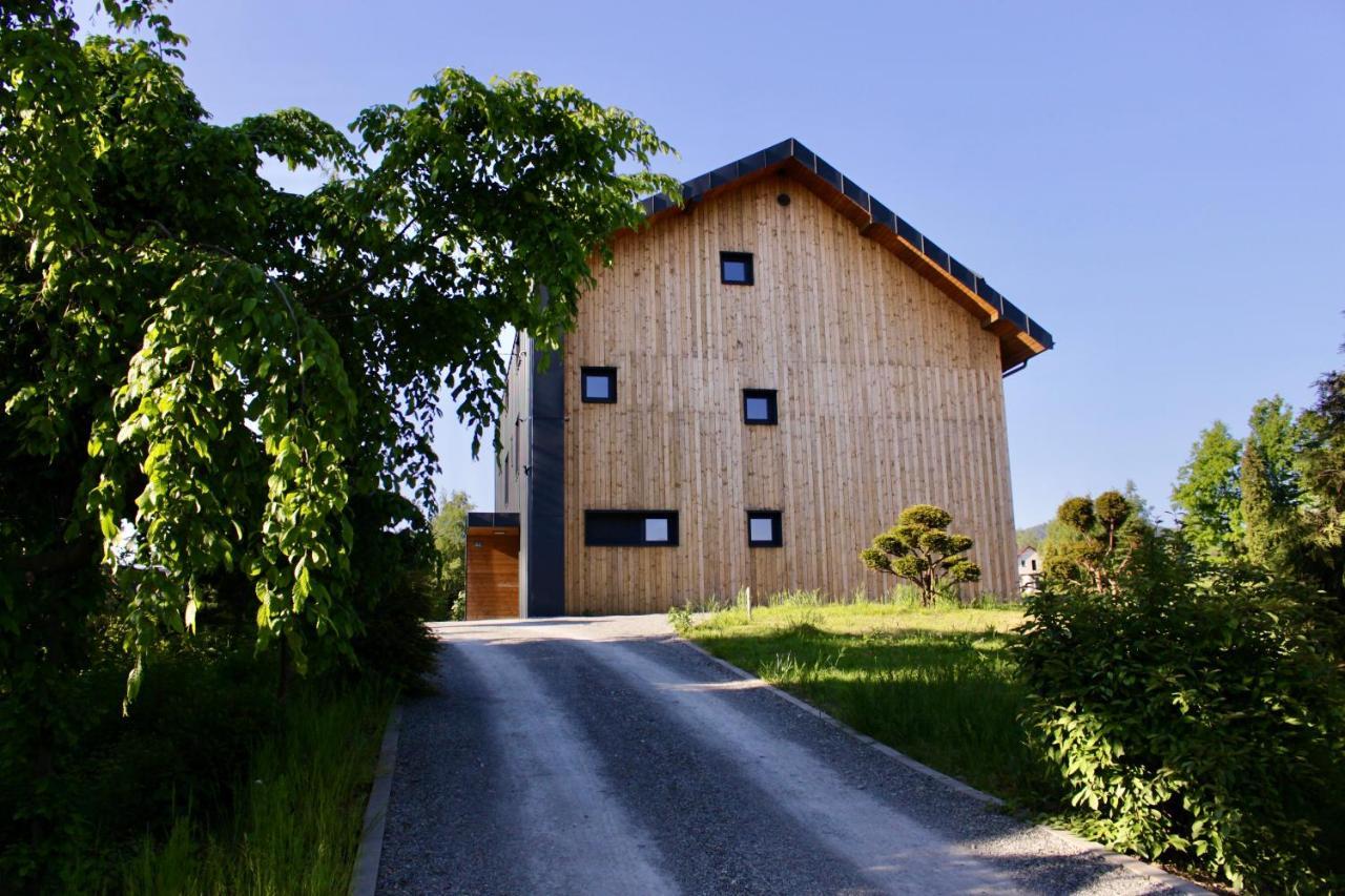 Garden Loft Villa Roczyny Buitenkant foto