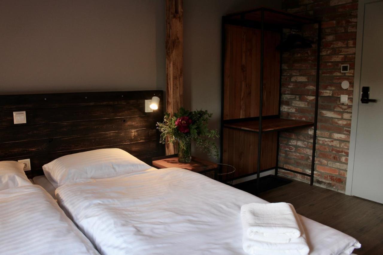 Garden Loft Villa Roczyny Buitenkant foto