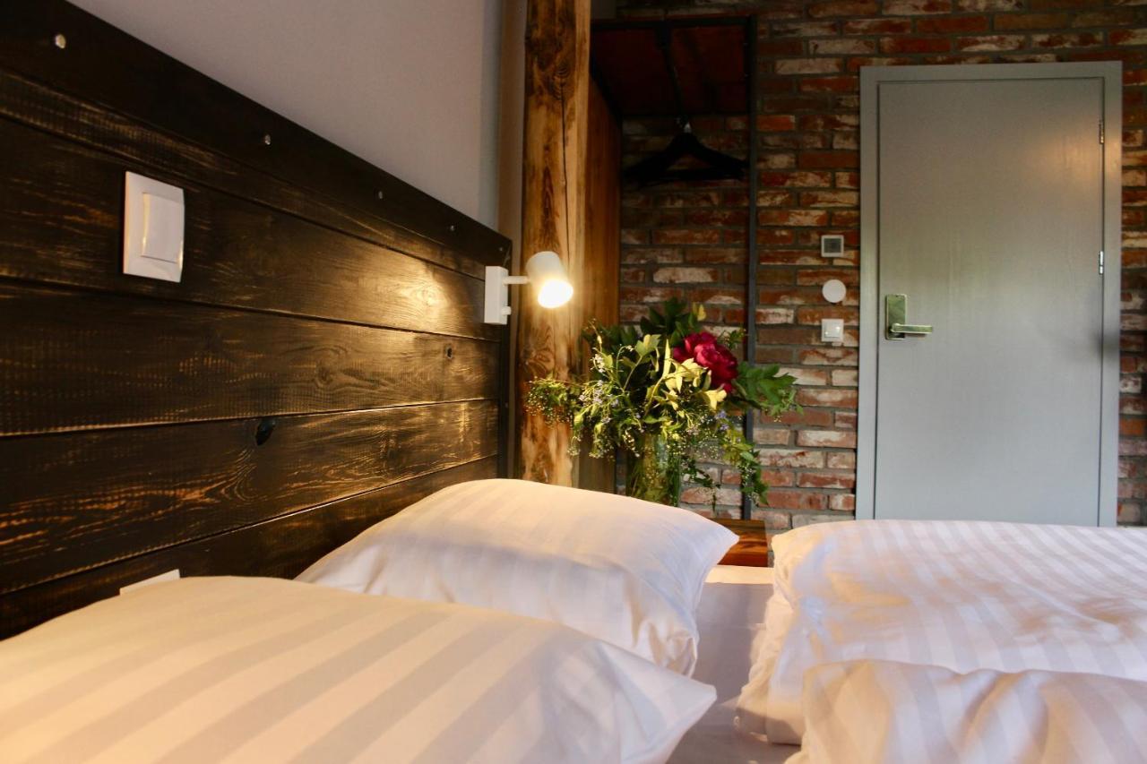 Garden Loft Villa Roczyny Buitenkant foto