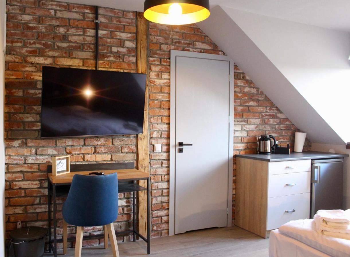Garden Loft Villa Roczyny Buitenkant foto