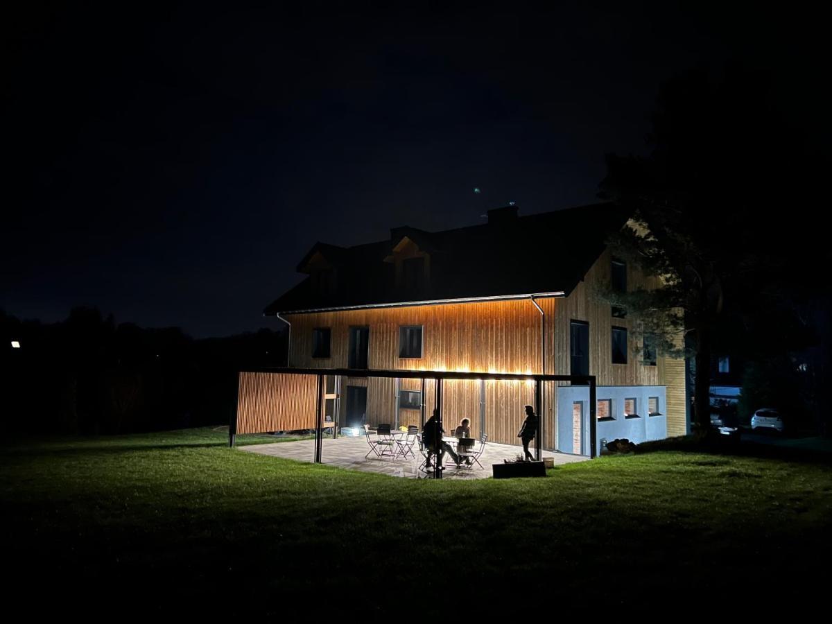 Garden Loft Villa Roczyny Buitenkant foto