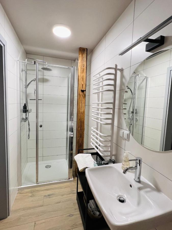 Garden Loft Villa Roczyny Buitenkant foto